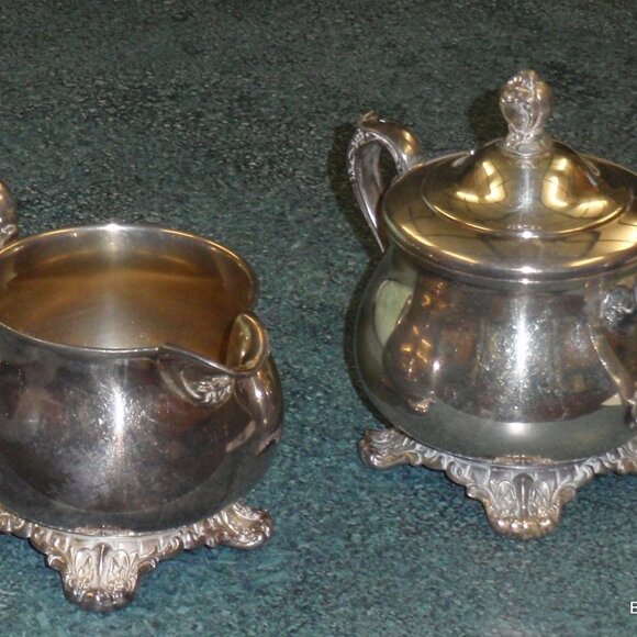 WM Rogers And Son Silver Plated Creamer and Sugar Bowl Victorian Rose 1903 1904 - Picture 2 of 7